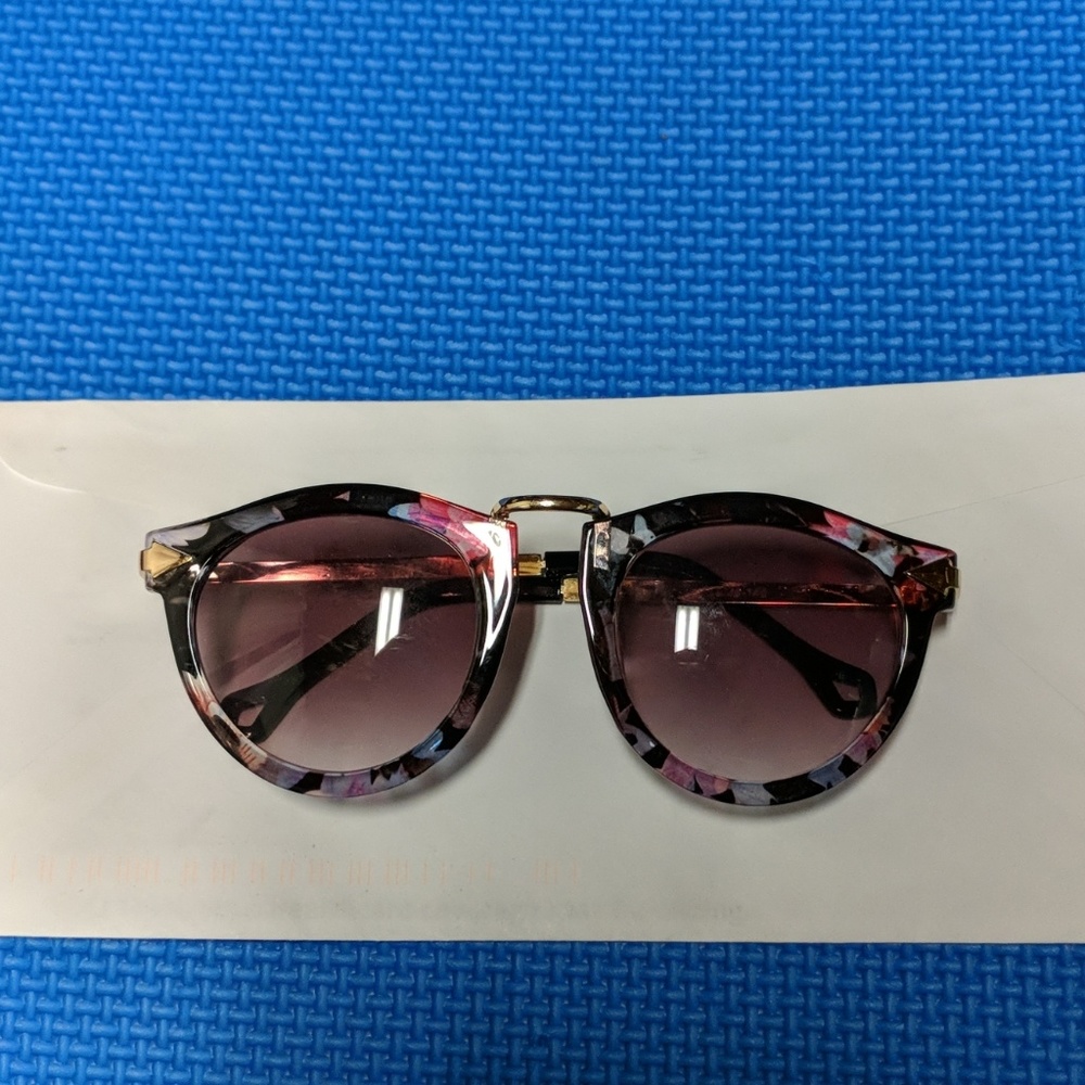Twice Women Sunglasses